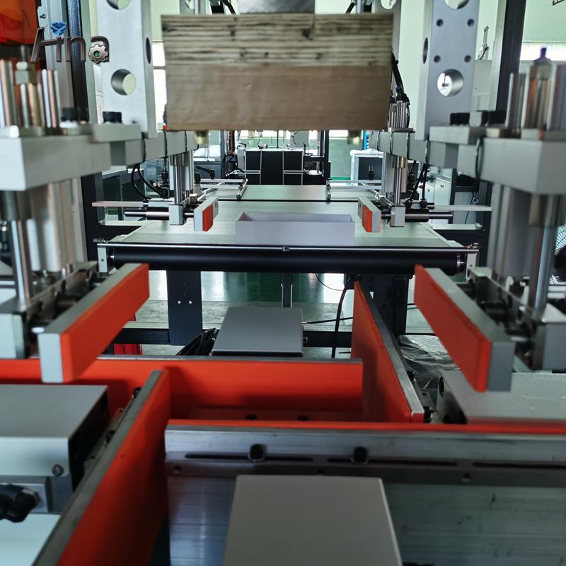 HN-YP-400A Double hugging Automatic belt fold-able bubble pressing machine